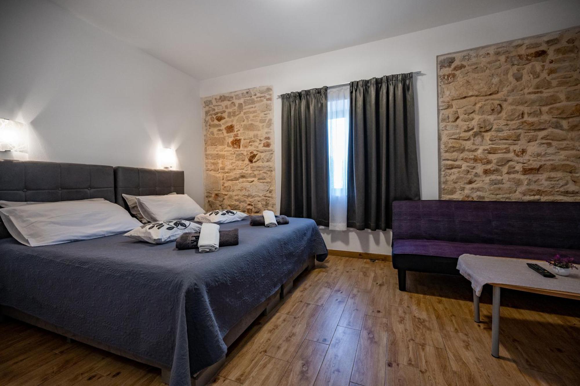 Sonia Rooms Pula Exterior foto