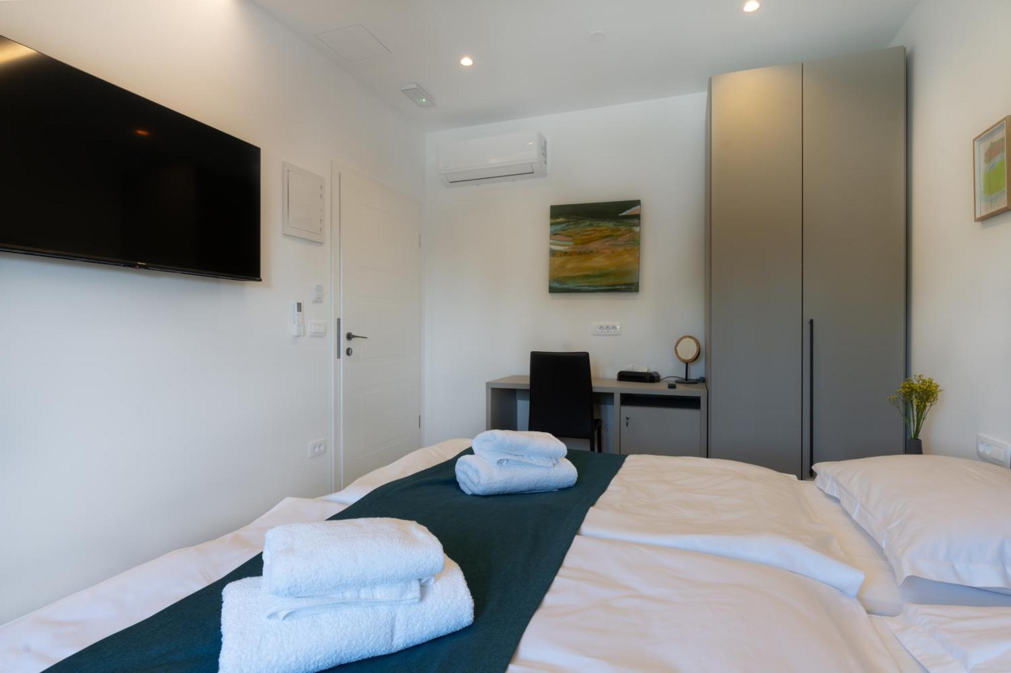 Sonia Rooms Pula Exterior foto